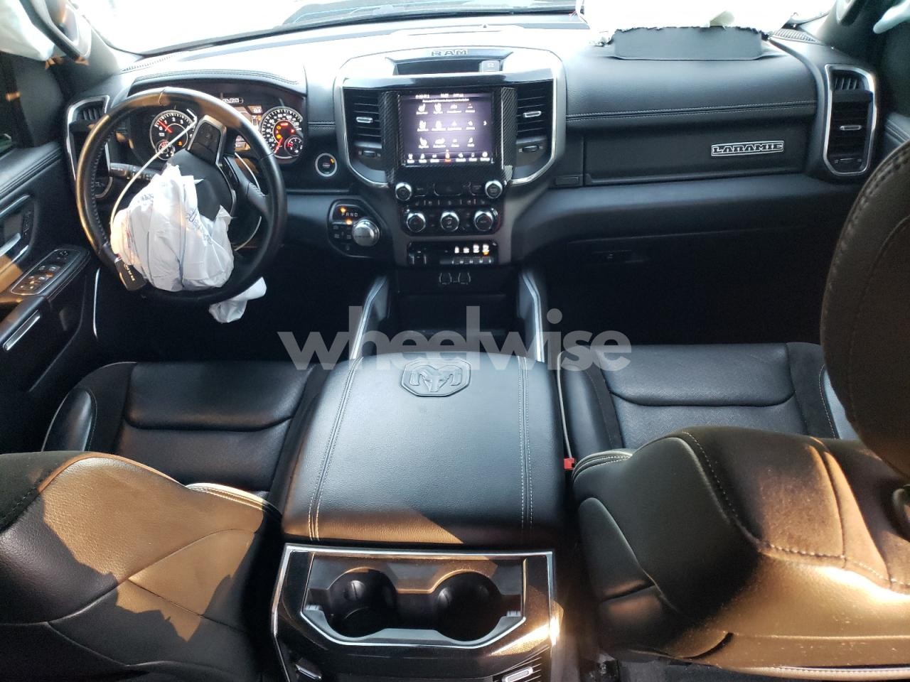 Photo 8 of 2021 RAM 1500 LARAMIE (VIN 1C6SRFJT8MN781327)