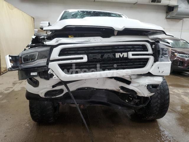 Photo 4 of 2020 RAM 1500 LARAMIE (VIN 1C6SRFJT9LN196027)