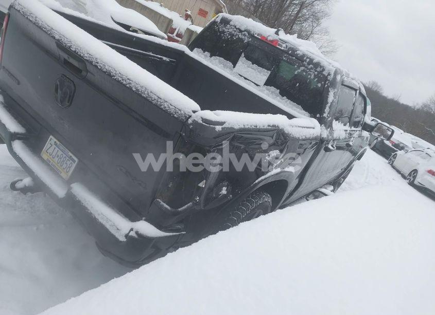 Photo 4 of 2020 Ram 1500 LARAMIE 4X4 5'7 BOX (VIN 1C6SRFJT9LN296774)