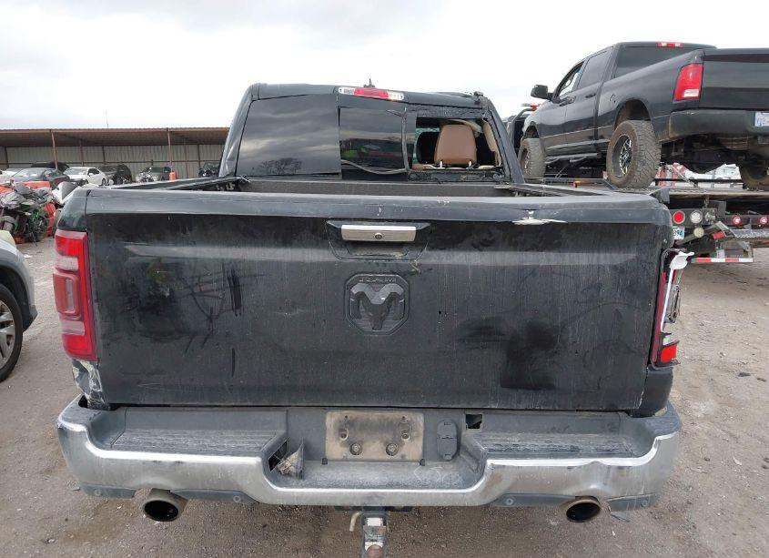 Photo 15 of 2019 Ram 1500 LARAMIE 4X4 5'7 BOX (VIN 1C6SRFJTXKN520763)