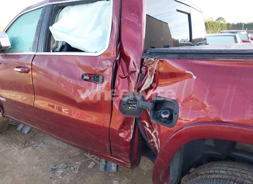 Photo 18 of 2019 Ram 1500 LARAMIE 4X4 5'7 BOX (VIN 1C6SRFJTXKN720767)