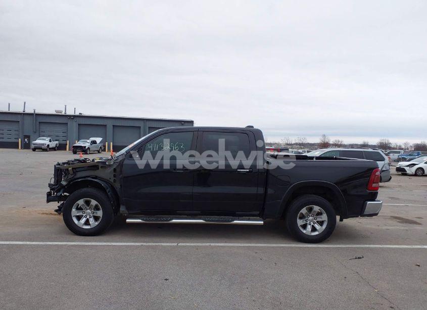 Photo 15 of 2019 Ram 1500 LARAMIE 4X4 5'7 BOX (VIN 1C6SRFJTXKN735737)