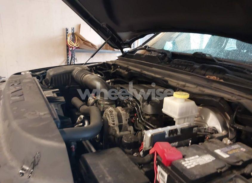 Photo 10 of 2019 Ram 1500 LARAMIE 4X4 5'7 BOX (VIN 1C6SRFJTXKN735933)