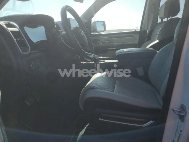 Photo 6 of 2025 RAM 1500 TUNGSTEN N/A (VIN 1C6SRFKP5SN615510)