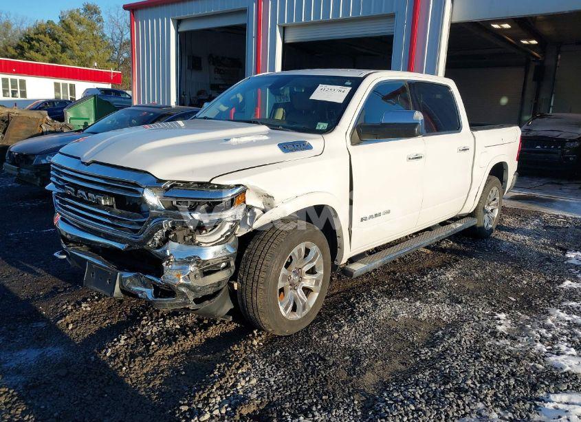 Photo 2 of 2019 Ram 1500 LONGHORN 4X4 5'7 BOX (VIN 1C6SRFKT8KN759906)