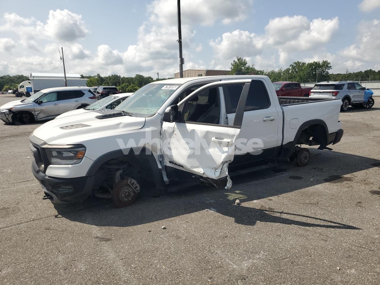 2020 RAM 1500 REBEL (VIN 1C6SRFLT2LN279344) main photo