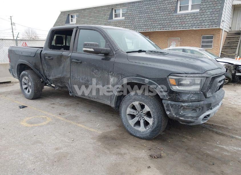 2019 Ram 1500 REBEL 4X4 5'7 BOX (VIN 1C6SRFLT6KN599362) main photo