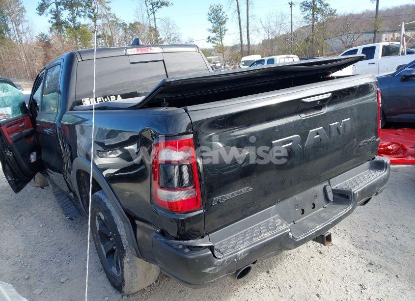 Photo 3 of 2019 Ram 1500 (VIN 1C6SRFLT6KN600686)