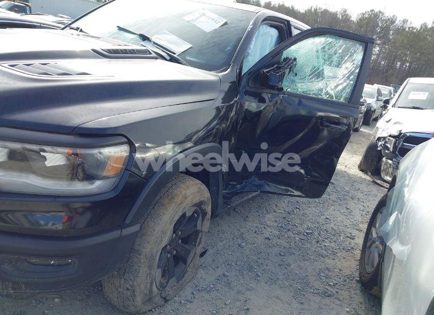 Photo 6 of 2019 Ram 1500 (VIN 1C6SRFLT6KN600686)