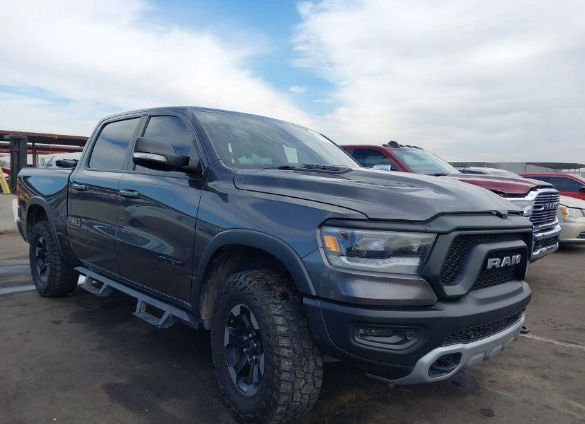 2019 Ram 1500 REBEL 4X4 5'7 BOX (VIN 1C6SRFLT6KN722948) main photo