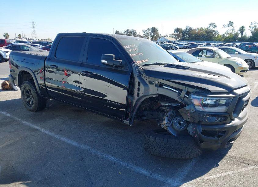 2021 Ram 1500 REBEL 4X4 5'7 BOX (VIN 1C6SRFLT6MN581124) main photo