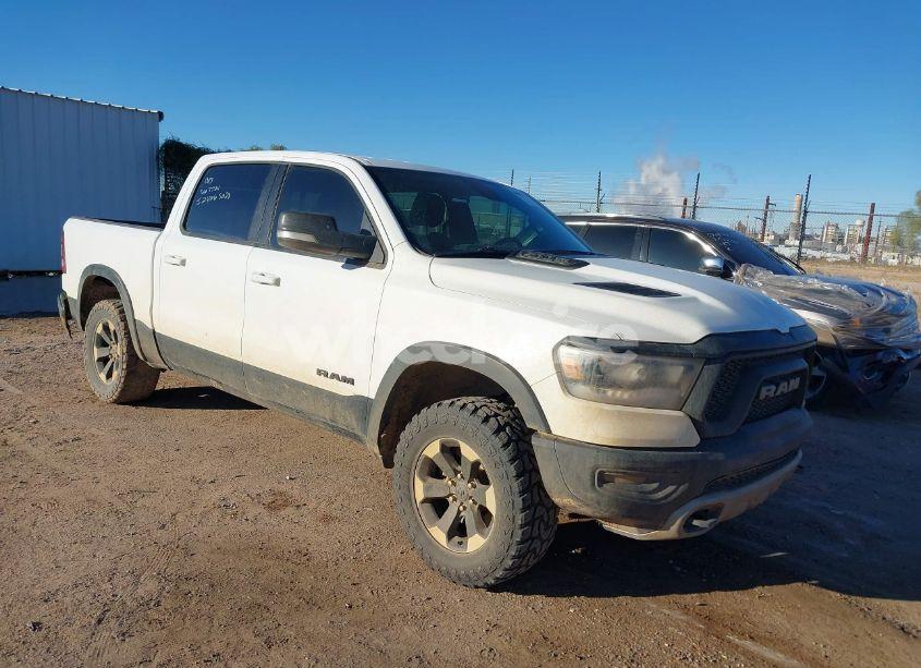 2020 Ram 1500 (VIN 1C6SRFLT7LN374823) main photo