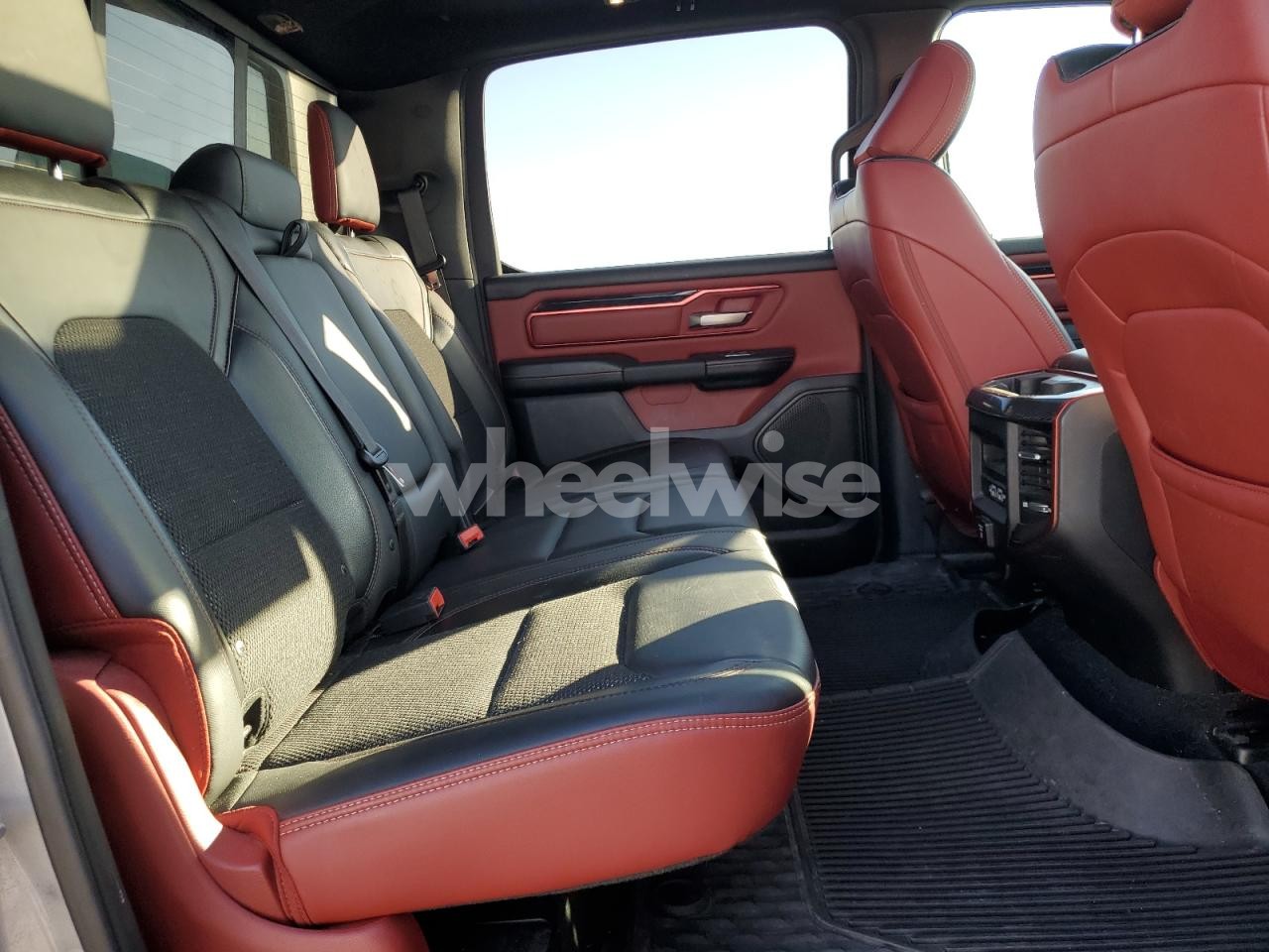 Photo 10 of 2019 RAM 1500 REBEL (VIN 1C6SRFLTXKN550875)