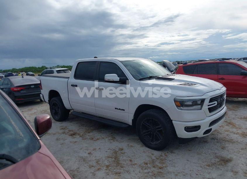 Photo 13 of 2019 Ram 1500 REBEL (VIN 1C6SRFLTXKN744354)