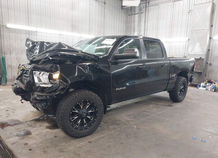 Photo 2 of 2019 Ram 1500 BIG HORN/LONE STAR 4X4 6'4 BOX (VIN 1C6SRFMT1KN781422)