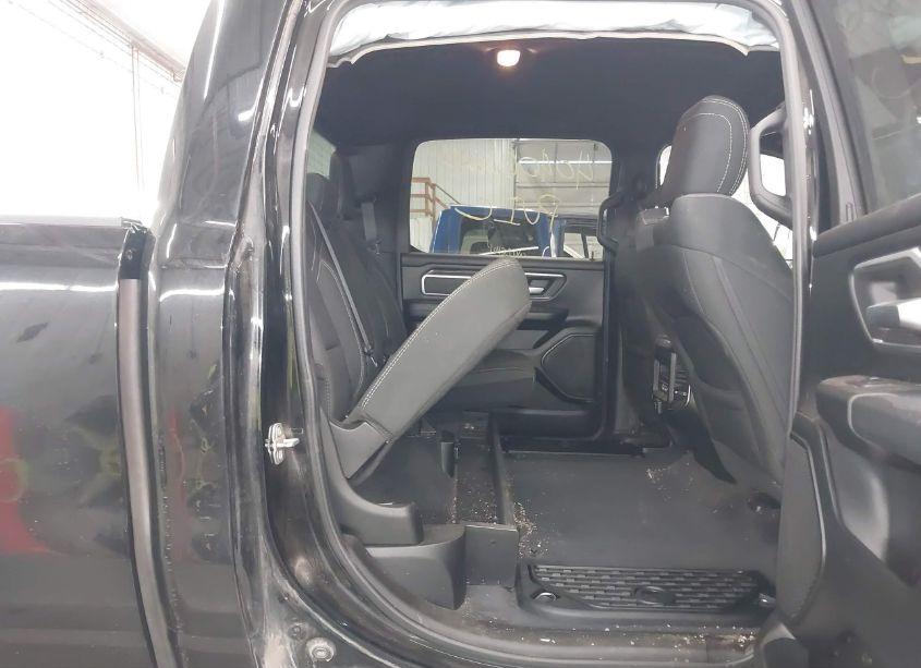 Photo 8 of 2019 Ram 1500 BIG HORN/LONE STAR 4X4 6'4 BOX (VIN 1C6SRFMT1KN781422)