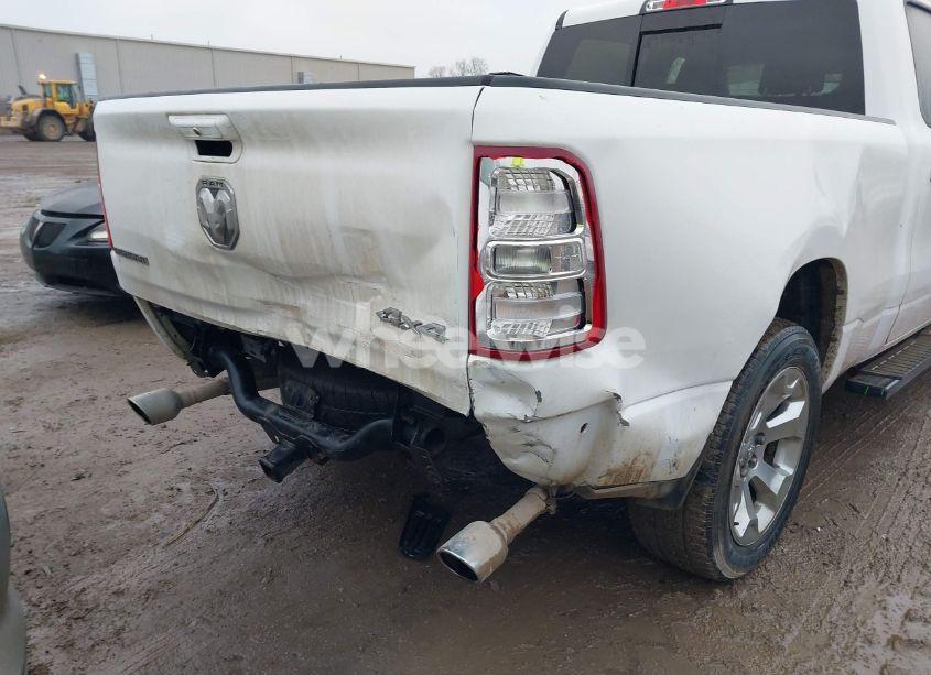 Photo 6 of 2022 Ram 1500 BIG HORN 4X4 6'4 BOX (VIN 1C6SRFMT1NN340961)