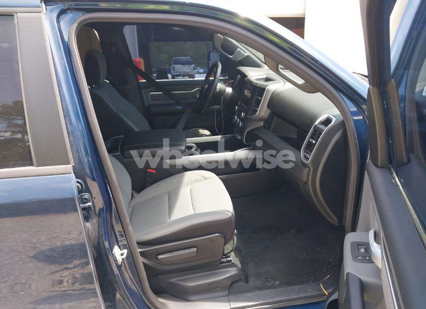 Photo 5 of 2023 Ram 1500 BIG HORN 4X4 6'4 BOX (VIN 1C6SRFMT1PN542489)