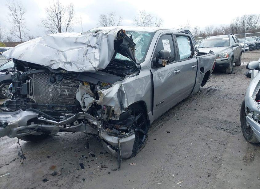 Photo 2 of 2019 Ram 1500 BIG HORN/LONE STAR 4X4 6'4 BOX (VIN 1C6SRFMT2KN717809)