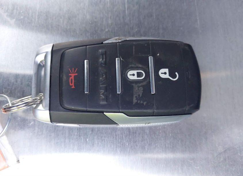 Photo 11 of 2022 Ram 1500 BIG HORN 4X4 6'4 BOX (VIN 1C6SRFMT2NN161036)