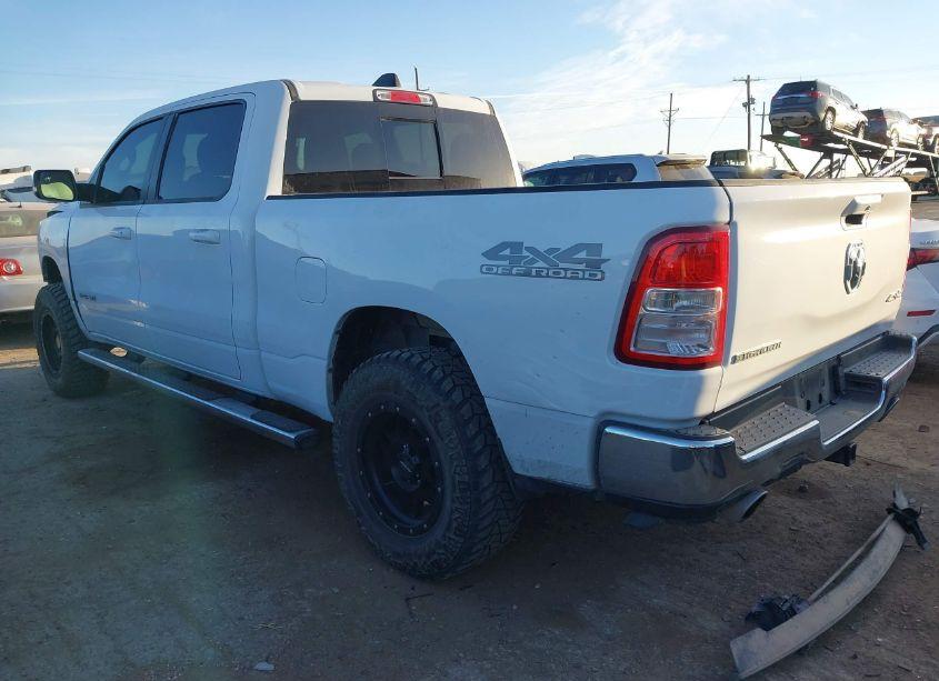 Photo 3 of 2022 Ram 1500 BIG HORN 4X4 6'4 BOX (VIN 1C6SRFMT2NN161036)