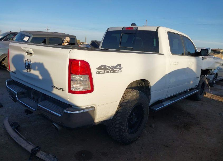 Photo 4 of 2022 Ram 1500 BIG HORN 4X4 6'4 BOX (VIN 1C6SRFMT2NN161036)