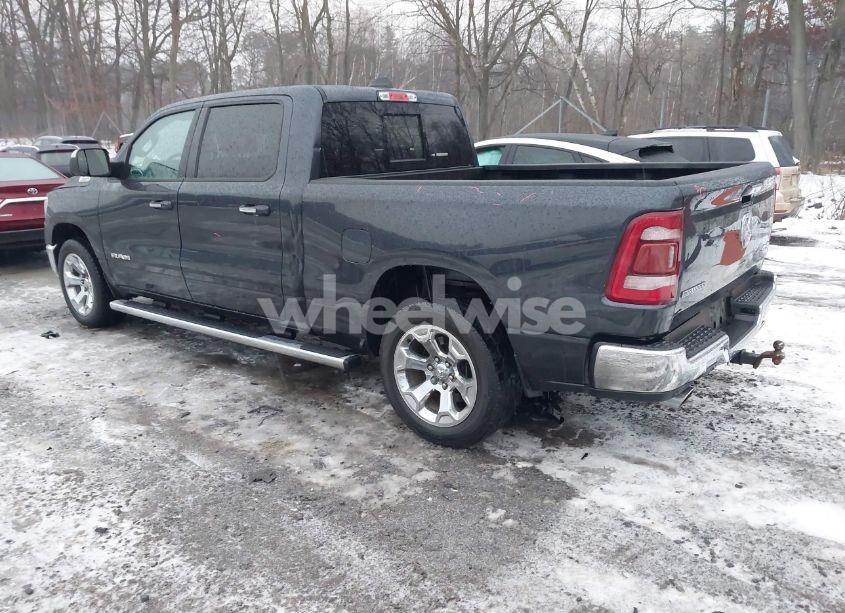 Photo 3 of 2019 Ram 1500 BIG HORN/LONE STAR 4X4 6'4 BOX (VIN 1C6SRFMT3KN555432)