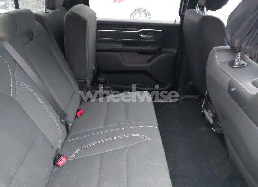 Photo 8 of 2019 Ram 1500 BIG HORN/LONE STAR 4X4 6'4 BOX (VIN 1C6SRFMT3KN555432)