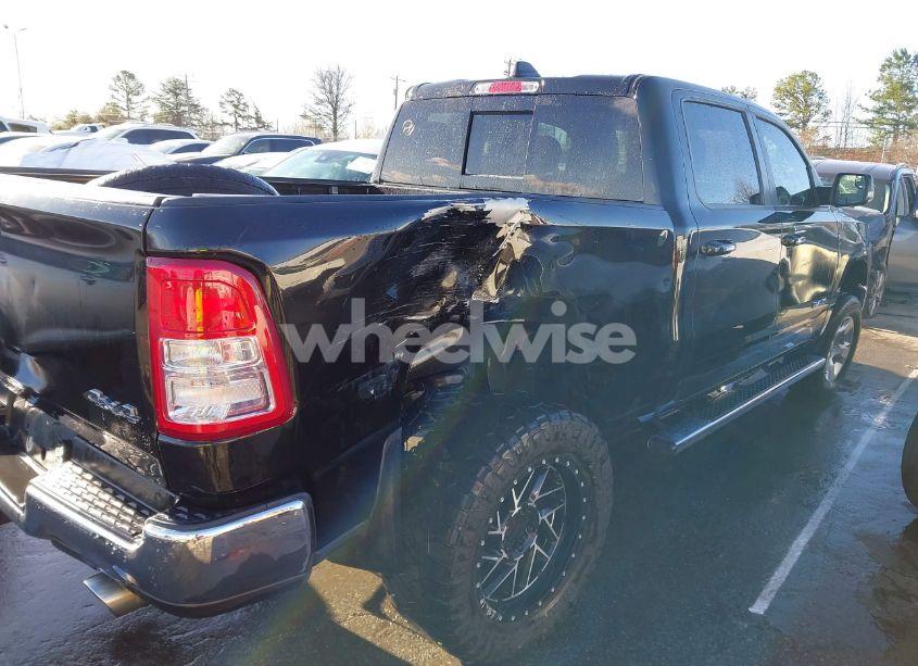 Photo 2 of 2019 Ram 1500 BIG HORN/LONE STAR 4X4 6'4 BOX (VIN 1C6SRFMT4KN783214)