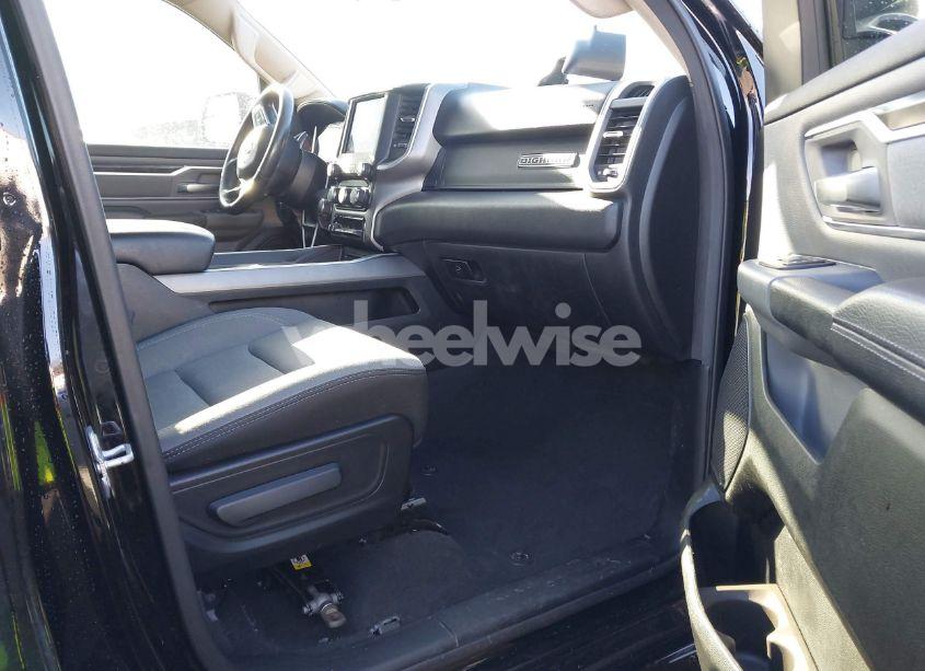 Photo 5 of 2019 Ram 1500 BIG HORN/LONE STAR 4X4 6'4 BOX (VIN 1C6SRFMT4KN783214)