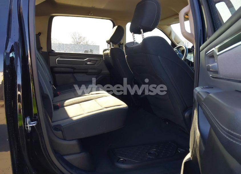 Photo 8 of 2019 Ram 1500 BIG HORN/LONE STAR 4X4 6'4 BOX (VIN 1C6SRFMT4KN783214)