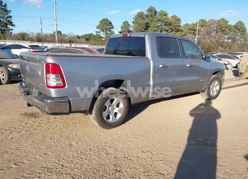 Photo 4 of 2022 Ram 1500 BIG HORN 4X4 6'4 BOX (VIN 1C6SRFMT4NN281663)
