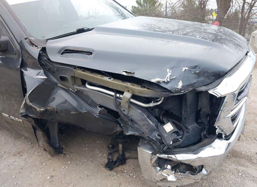 Photo 6 of 2020 Ram 1500 BIG HORN 4X4 6'4 BOX (VIN 1C6SRFMT6LN311436)