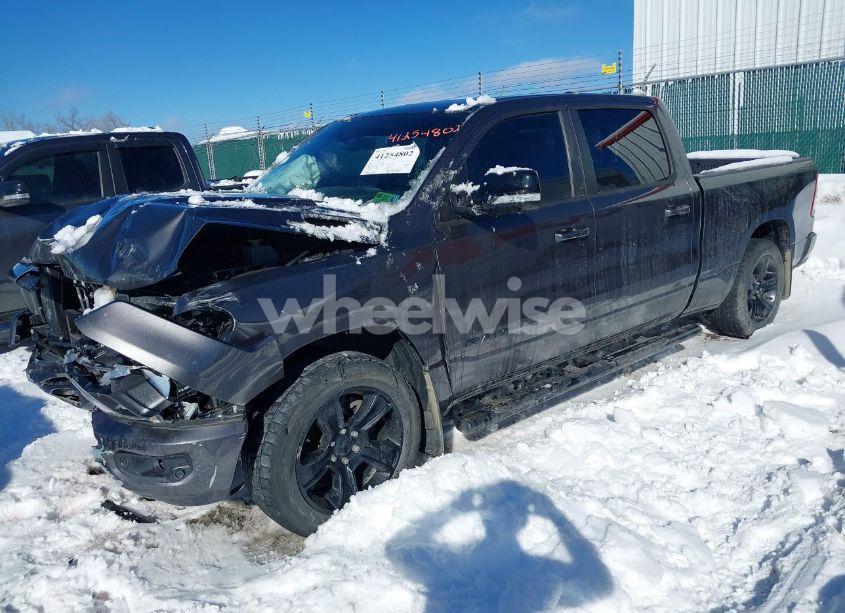 Photo 2 of 2022 Ram 1500 BIG HORN 4X4 6'4 BOX (VIN 1C6SRFMT6NN203241)