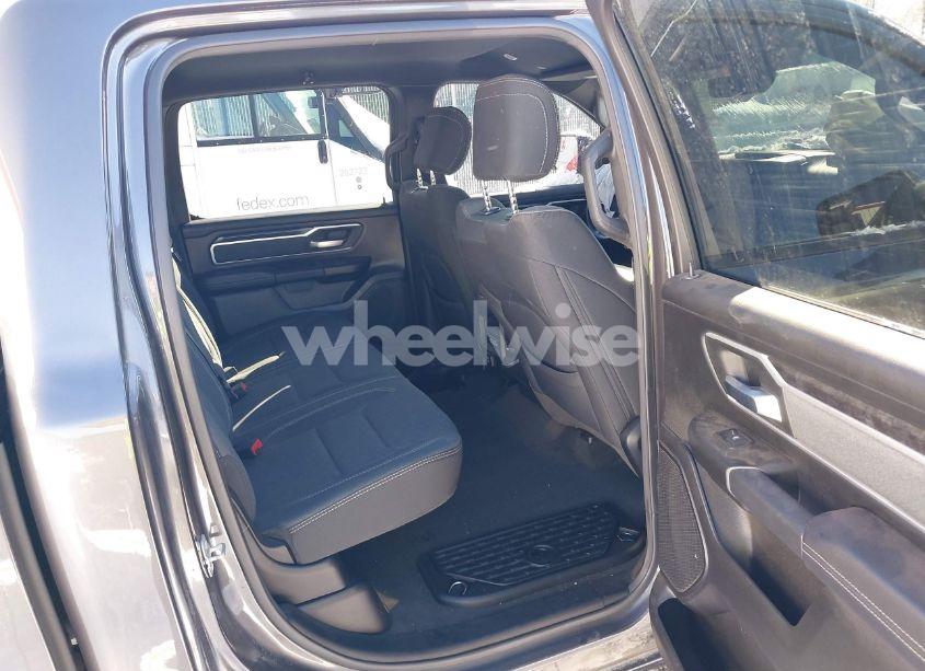 Photo 8 of 2022 Ram 1500 BIG HORN 4X4 6'4 BOX (VIN 1C6SRFMT6NN203241)