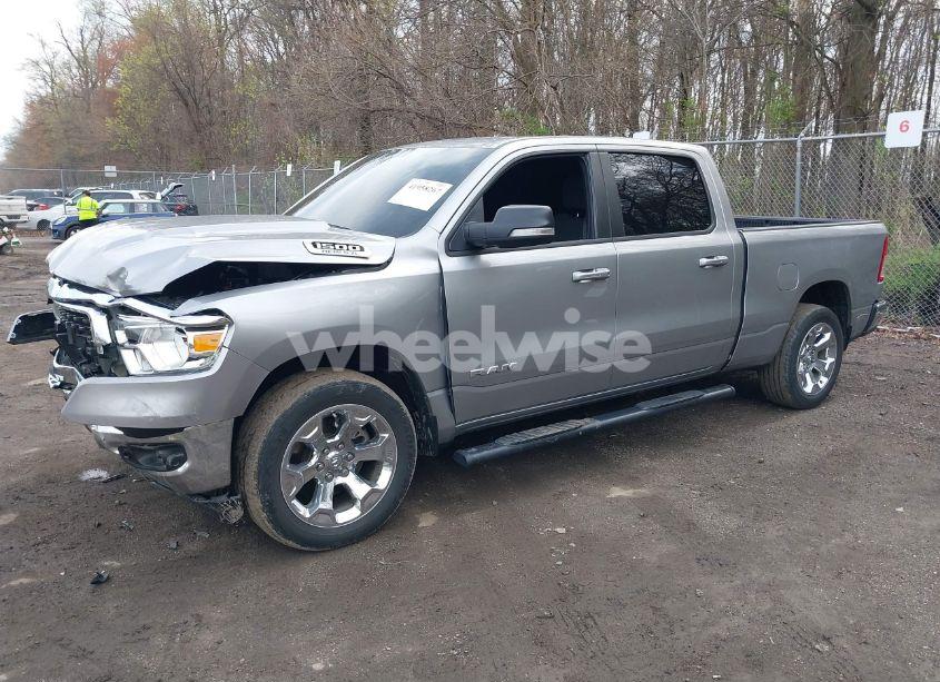 Photo 2 of 2022 Ram 1500 BIG HORN 4X4 6'4 BOX (VIN 1C6SRFMT6NN366424)