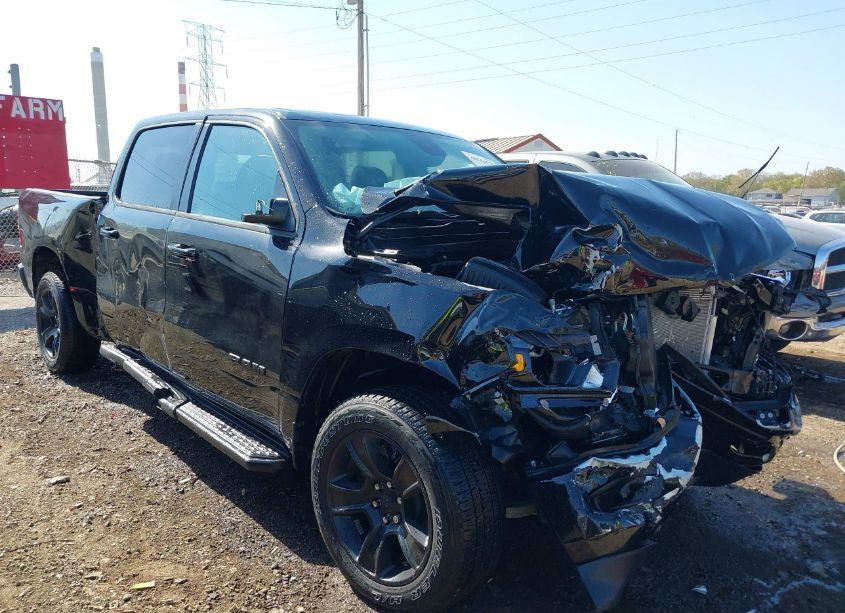 2024 Ram 1500 BIG HORN 4X4 6'4 BOX (VIN 1C6SRFMT6RN218019) main photo