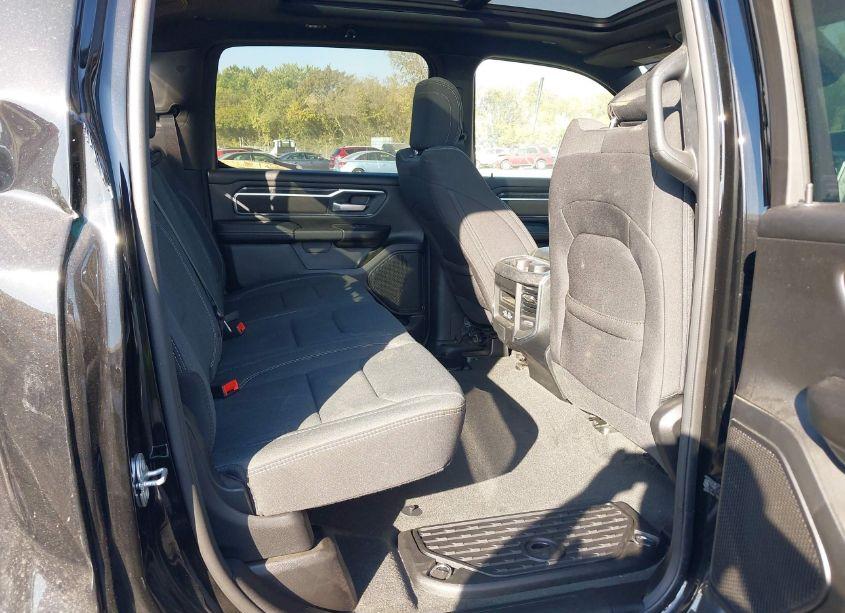 Photo 8 of 2024 Ram 1500 BIG HORN 4X4 6'4 BOX (VIN 1C6SRFMT6RN218019)