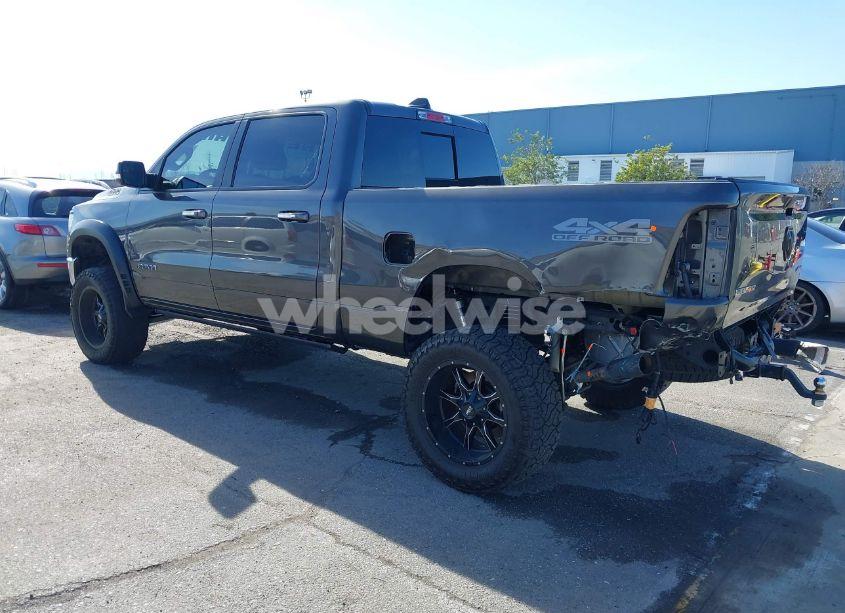 Photo 3 of 2019 Ram 1500 BIG HORN/LONE STAR 4X4 6'4 BOX (VIN 1C6SRFMT7KN712055)