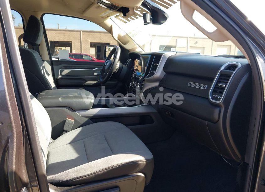 Photo 5 of 2019 Ram 1500 BIG HORN/LONE STAR 4X4 6'4 BOX (VIN 1C6SRFMT7KN712055)