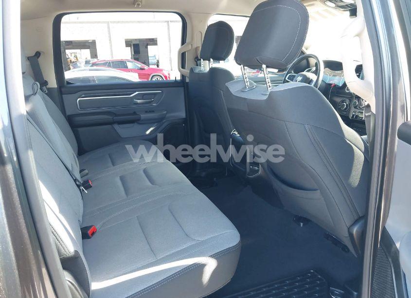 Photo 8 of 2019 Ram 1500 BIG HORN/LONE STAR 4X4 6'4 BOX (VIN 1C6SRFMT7KN712055)