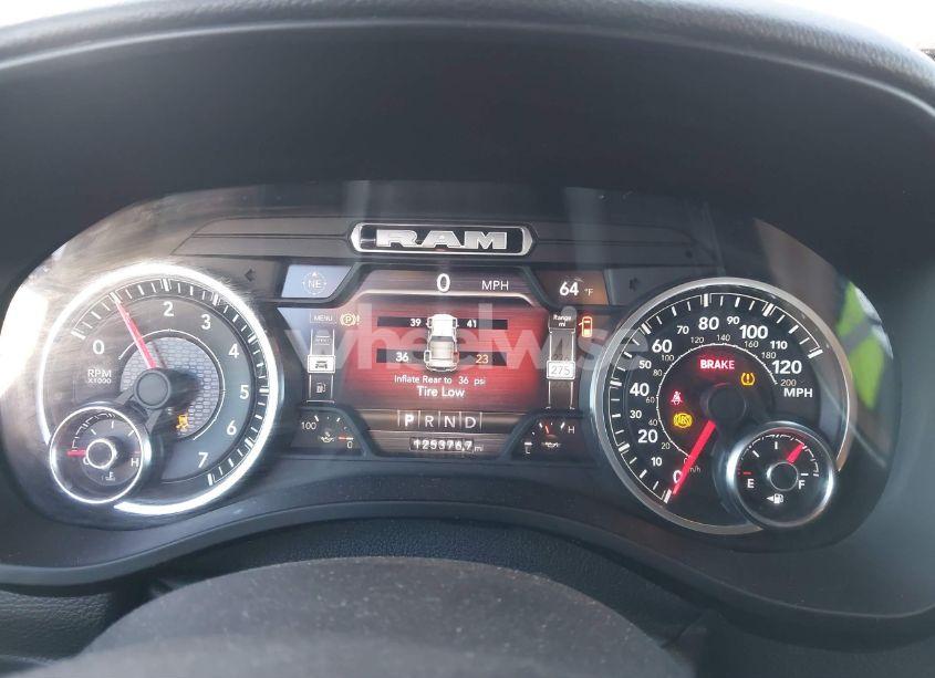 Photo 7 of 2022 Ram 1500 BIG HORN 4X4 6'4 BOX (VIN 1C6SRFMT7NN188524)