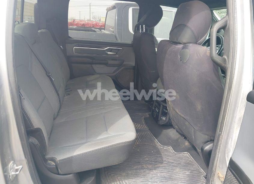 Photo 8 of 2022 Ram 1500 BIG HORN 4X4 6'4 BOX (VIN 1C6SRFMT7NN188524)