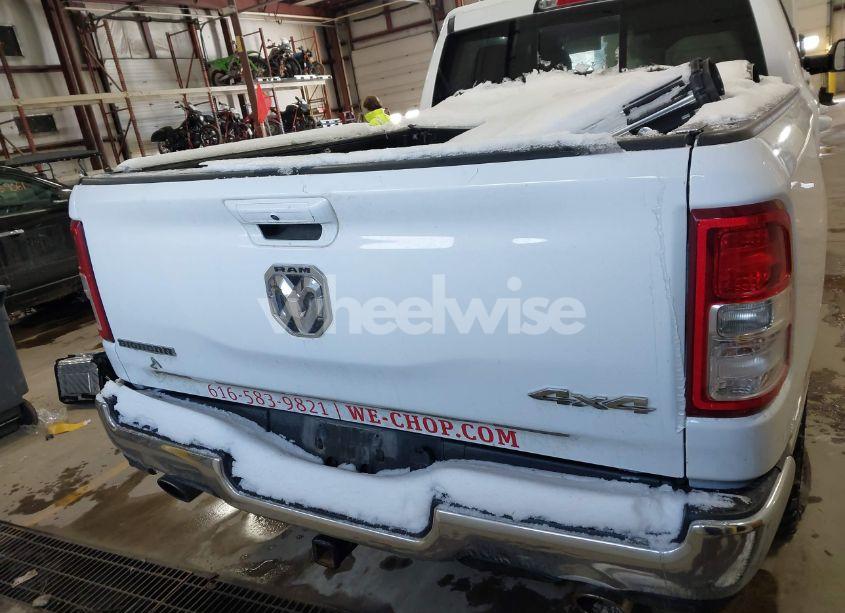 Photo 16 of 2022 Ram 1500 BIG HORN 4X4 6'4 BOX (VIN 1C6SRFMT7NN367274)