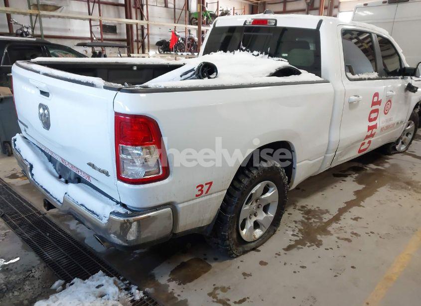 Photo 4 of 2022 Ram 1500 BIG HORN 4X4 6'4 BOX (VIN 1C6SRFMT7NN367274)