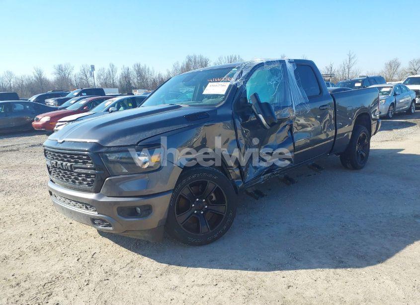 Photo 2 of 2022 Ram 1500 BIG HORN 4X4 6'4 BOX (VIN 1C6SRFMT8NN267989)