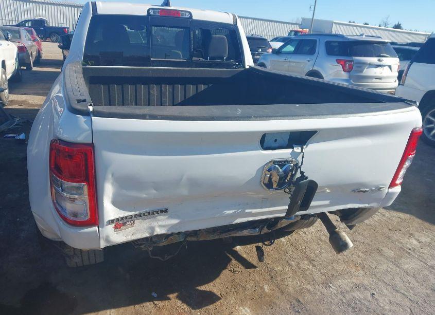 Photo 6 of 2023 Ram 1500 BIG HORN 4X4 6'4 BOX (VIN 1C6SRFMT9PN598907)