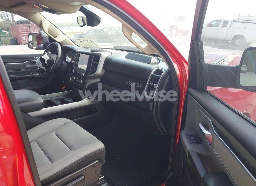 Photo 5 of 2019 Ram 1500 BIG HORN/LONE STAR 4X4 6'4 BOX (VIN 1C6SRFMTXKN626450)