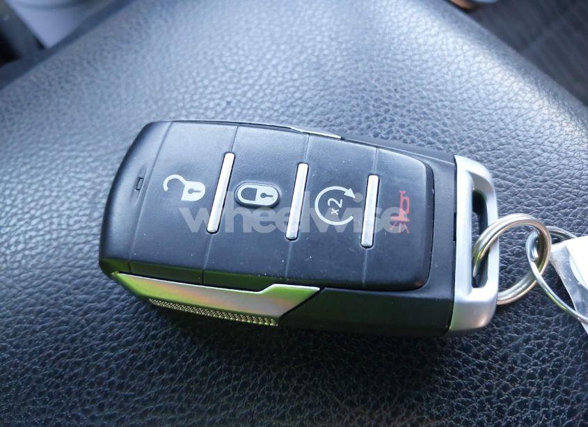 Photo 11 of 2019 Ram 1500 (VIN 1C6SRFMTXKN737063)