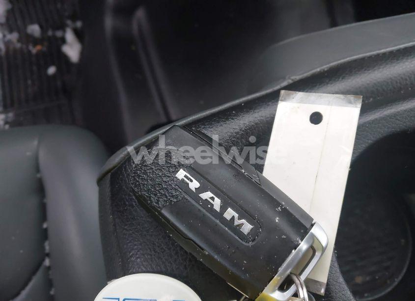 Photo 11 of 2019 Ram 1500 TRADESMAN 4X4 6'4 BOX (VIN 1C6SRFNT3KN595525)